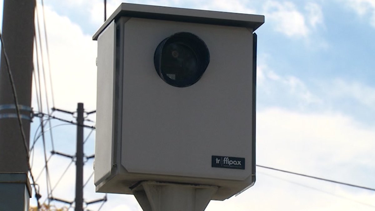 Kingston city council approves red light camera program - image