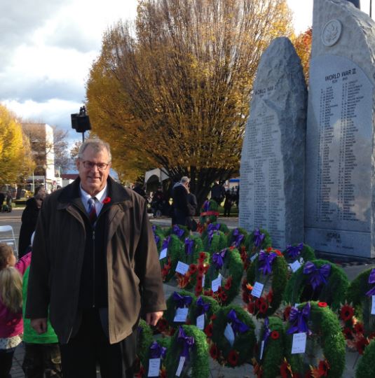 Steve Thomson at a Remembrance Day ceremony in 2016.