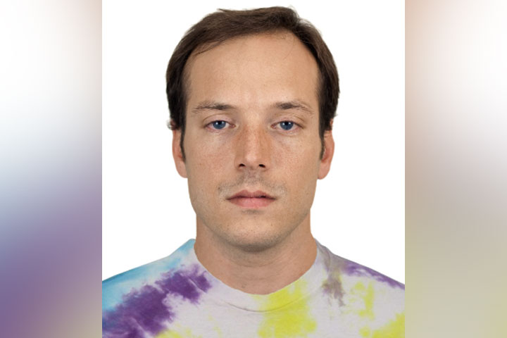 This image was used by researchers as an example of someone wearing “poorer” clothing.