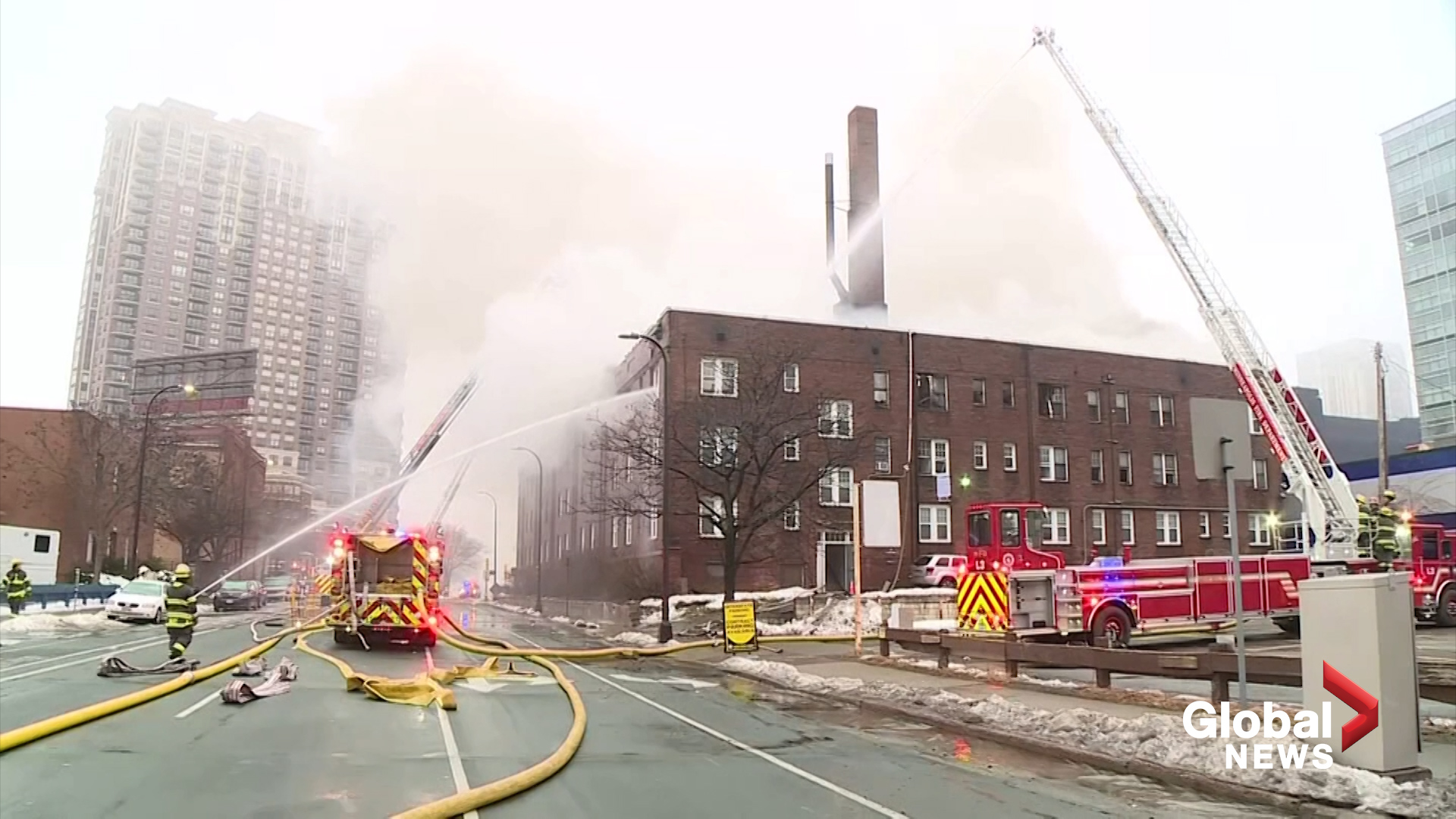 250 Left Homeless After Fire Breaks Out In Minneapolis Hotel Apartment ...