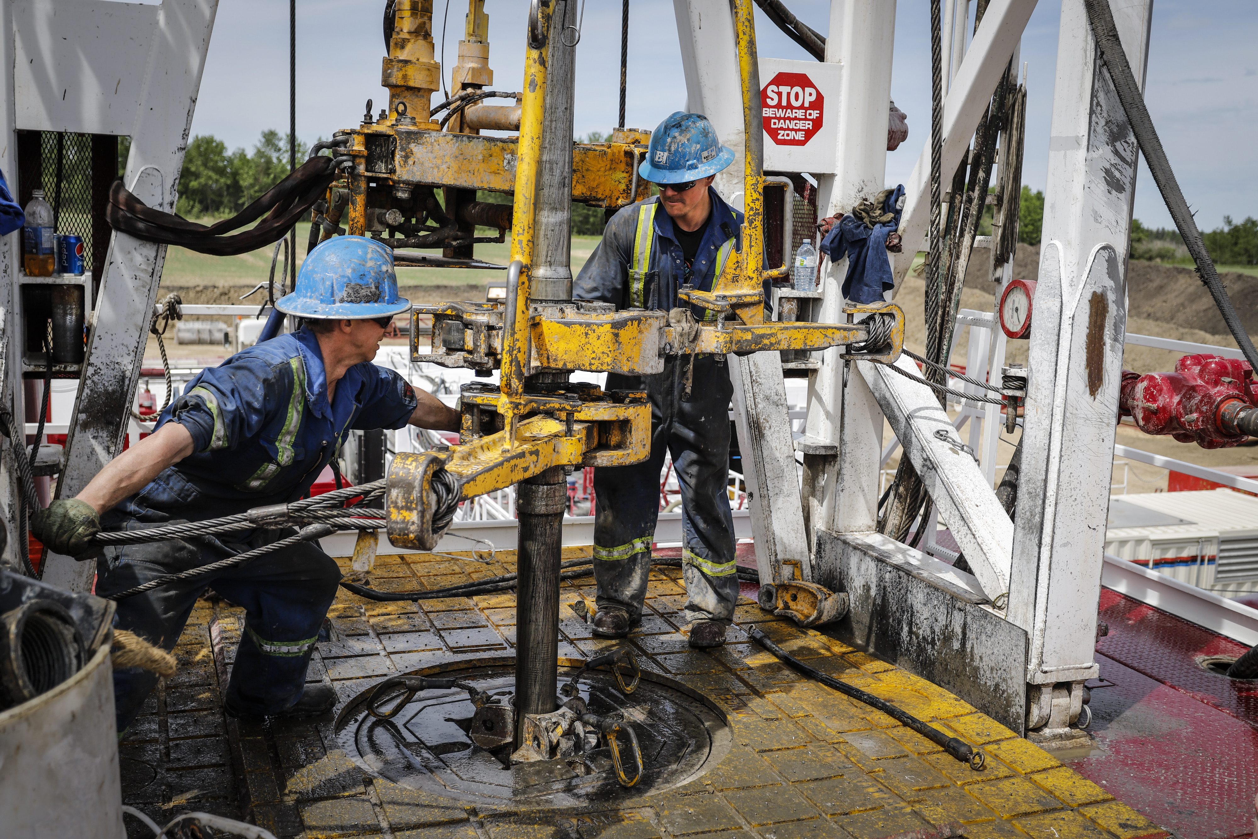 Canadian Drillers Add Most Rigs In A Week In Five Years: Baker Hughes ...