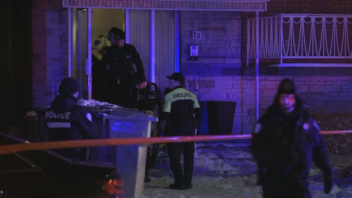 Montreal police are investigating after a man in his 20s was reportedly stabbed in an apartment early on the morning of January 17, 2020 in the borough of Saint-Laurent.