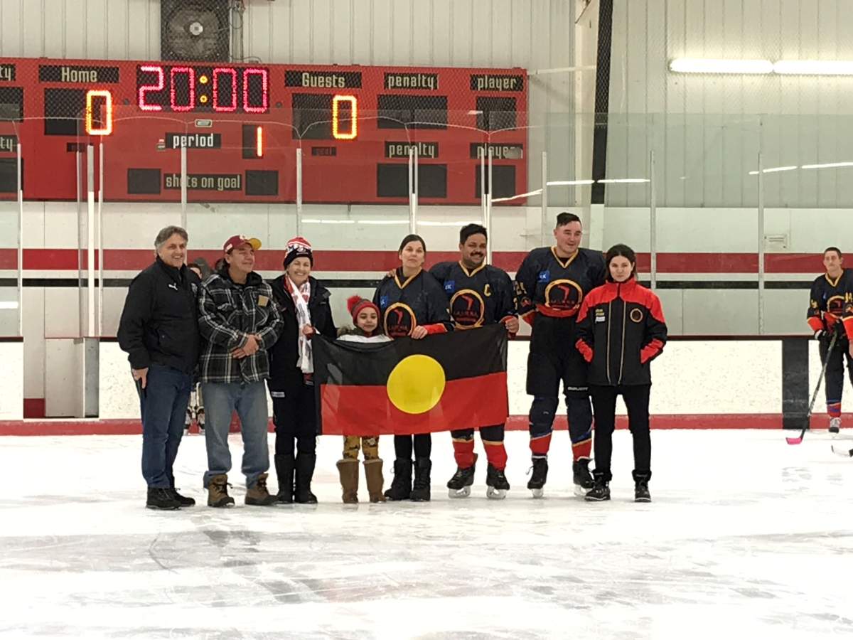 Australian hockey team tries to keep warm as it wraps up Edmonton tour - image