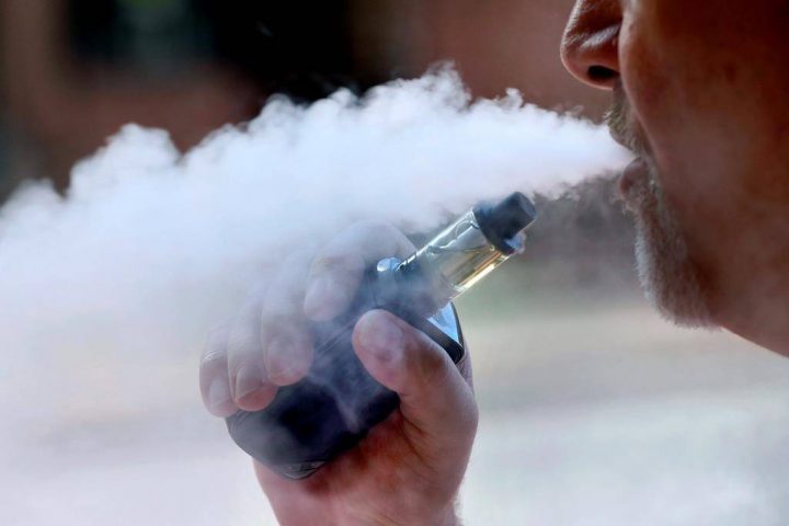 Vaping rate among Ontario teens doubled in 2 years, survey shows