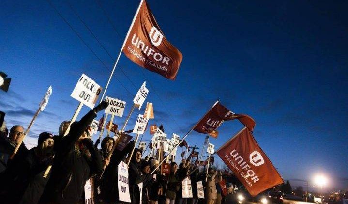 Unifor Local 594 is holding rally at the legislature grounds on Wednesday to pressure the provincial government to help end the labour dispute with the Co-op Refinery.
