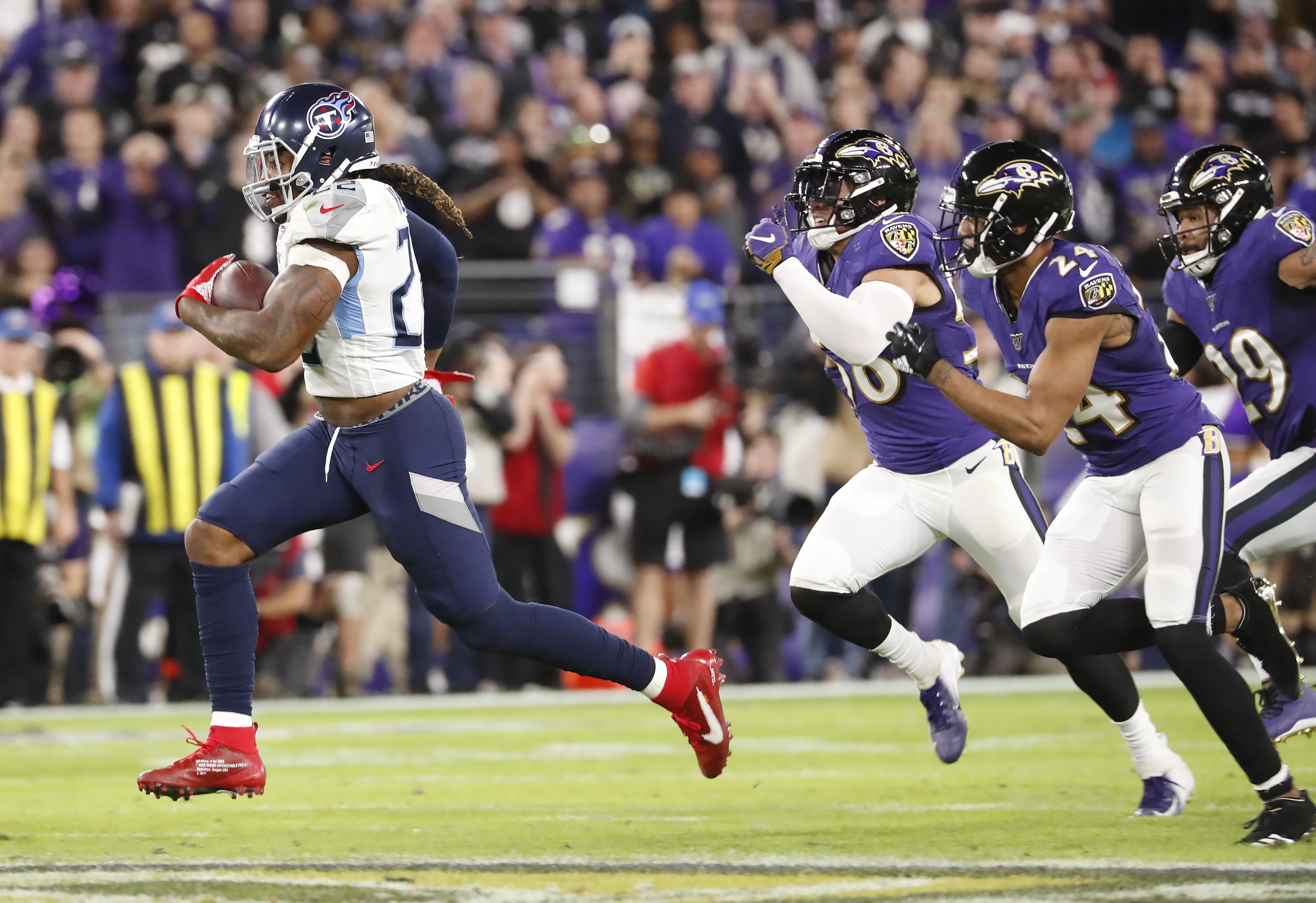 Tennessee Titans 28-12 Baltimore Ravens: Derrick Henry rushes for