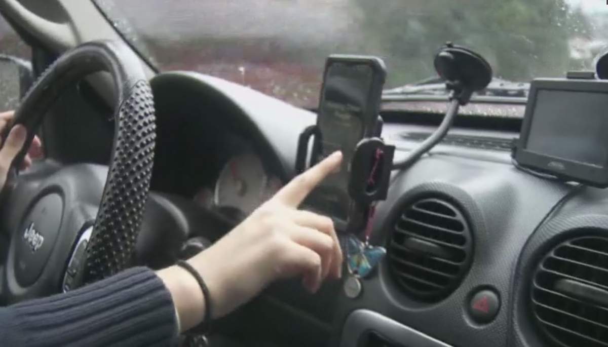 Kelowna drivers still up to ‘dangerous habit,’ RCMP say - image