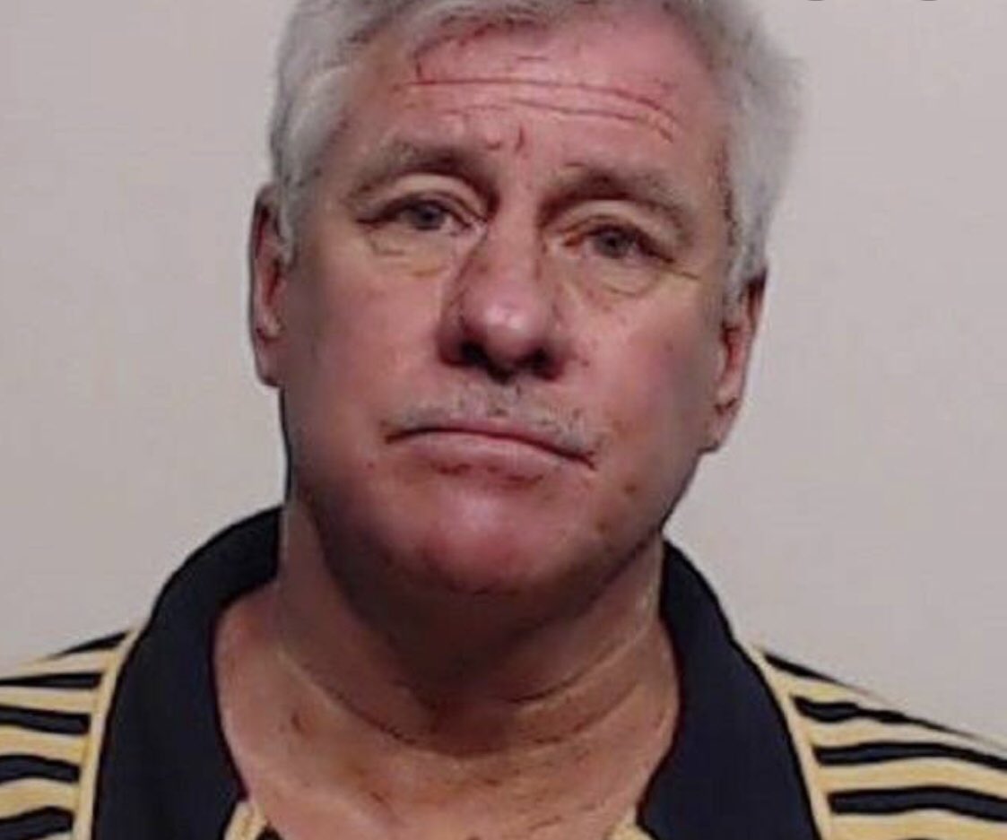 ПРЕДУПРЕЖДЕНИЕ Тази история съдържа смущаващи подробности Препоръчва се дискретност на