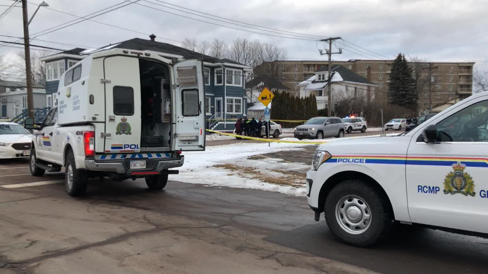 Large Police Presence At Apartment Complex In Moncton - New Brunswick ...