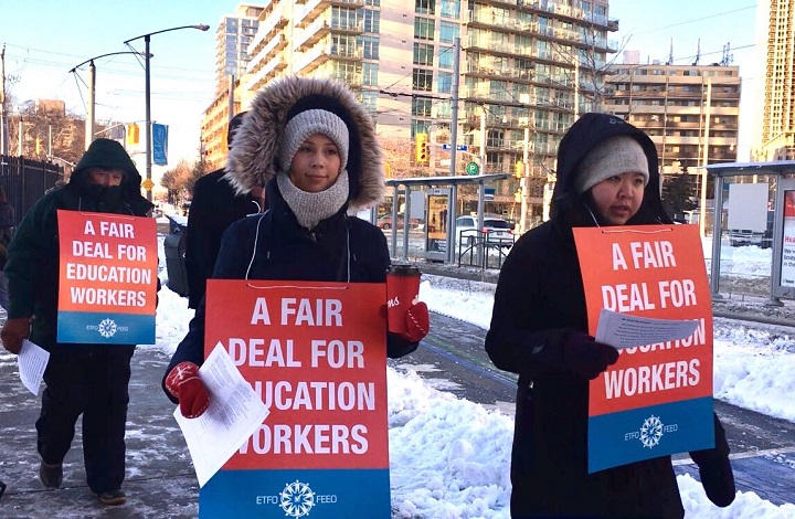 Teachers with ETFO picket in Toronto for the one-day strike action. (Jan. 20, 2020).