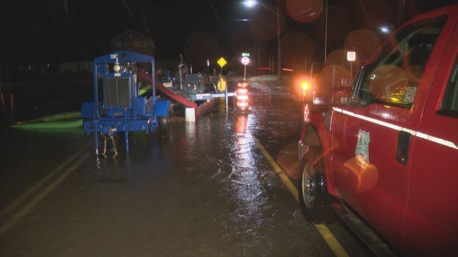 Град Инисфил предупреждава жителите за потенциални наводнения с увеличени валежи