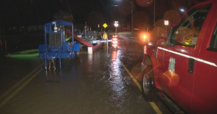 Град Инисфил предупреждава жителите за потенциални наводнения с увеличени валежи