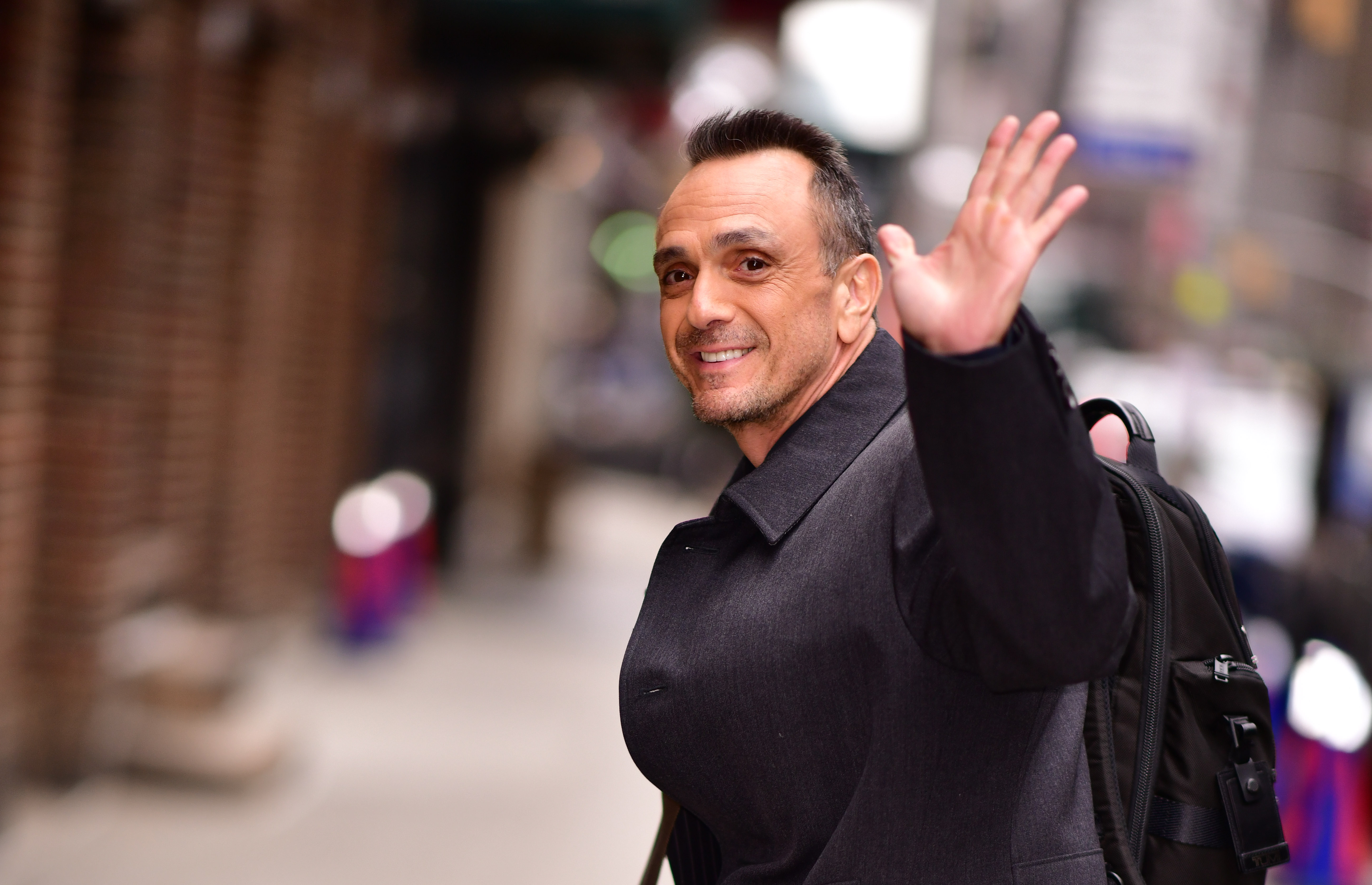 Hank Azaria no longer voicing Apu character on 'Simpsons