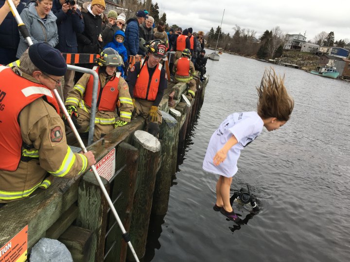 Hundreds dive into 2020 at 26th annual Herring Cove Polar Bear Dip
