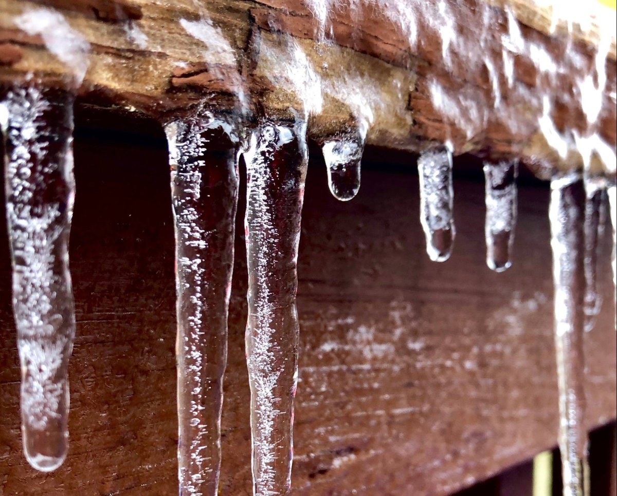 The freezing rain is expected to reach the Prescott and Russell region by Monday evening.