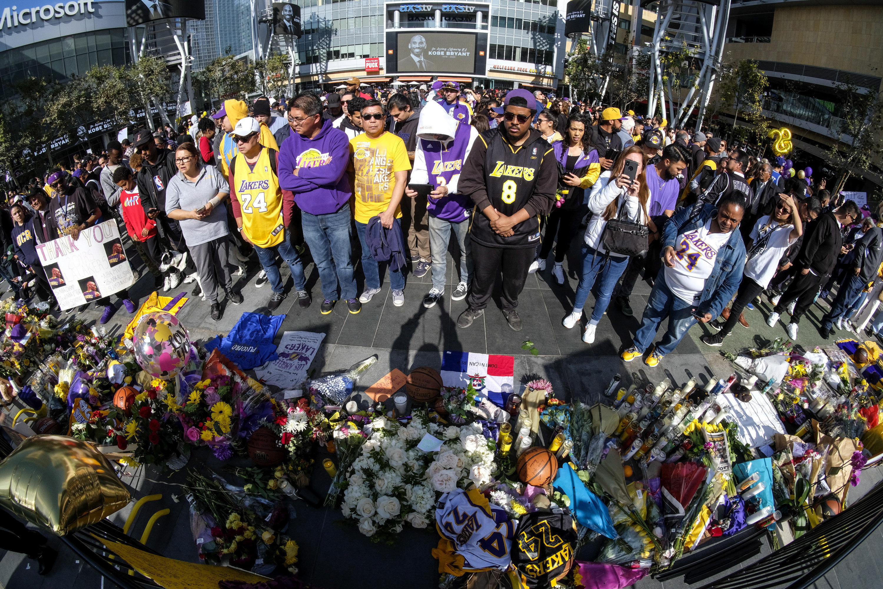 Lakers: Say Goodbye To Staples Center - All Lakers