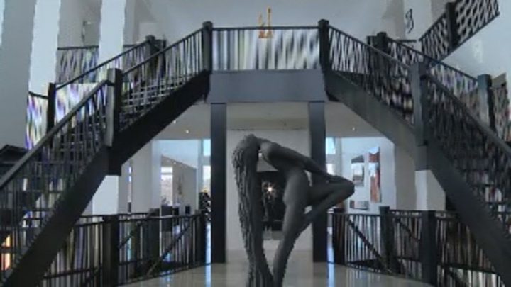 Foyer inside a home at 980 101 St SW.