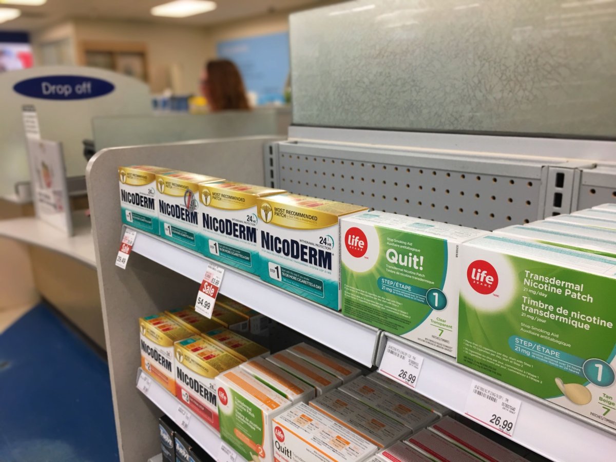Manitoba government, pharmacy chain team up to help people quit smoking