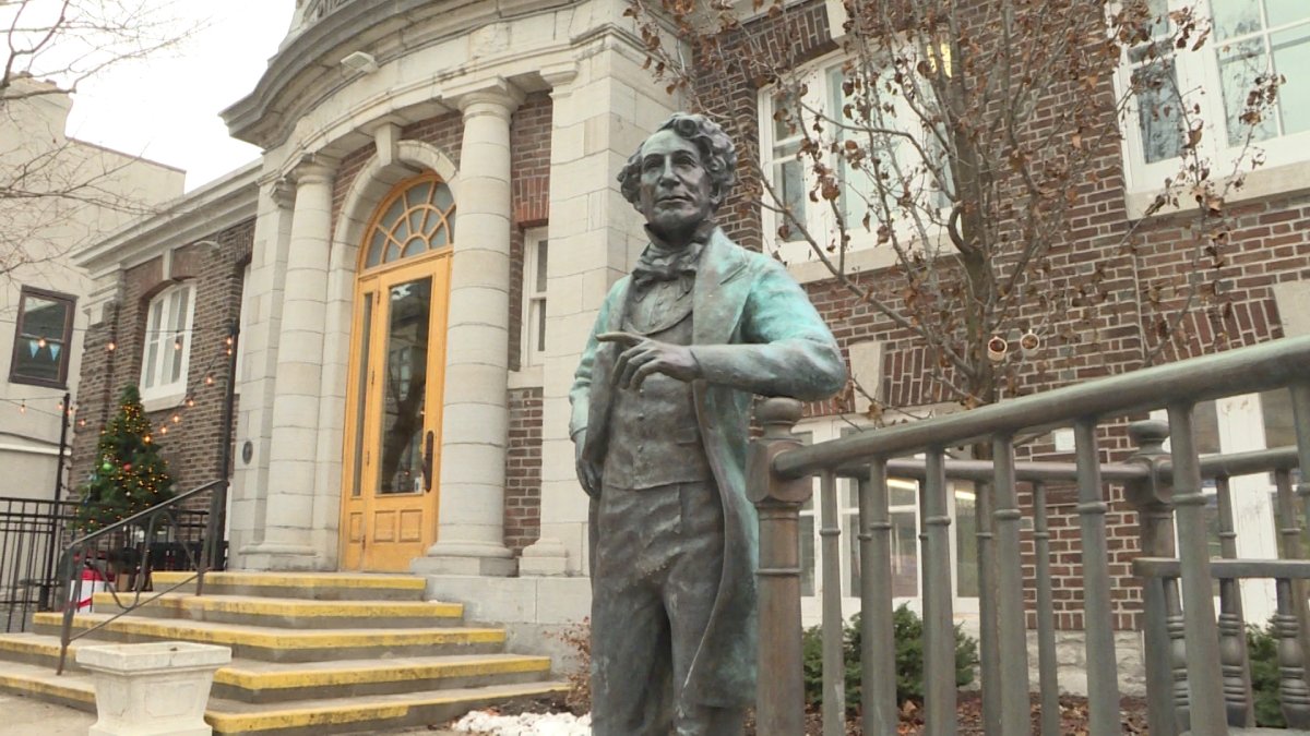 Statue of Sir John A. Macdonald outside the library building in Picton.