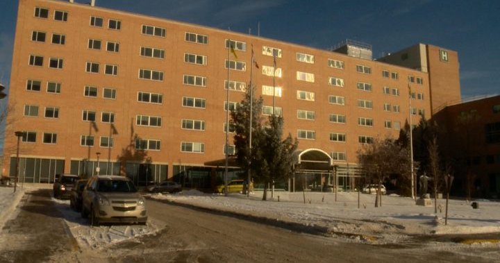 SHA добавя 116 легла за болнични грижи в провинцията, медицинските сестри казват, че не са достатъчно