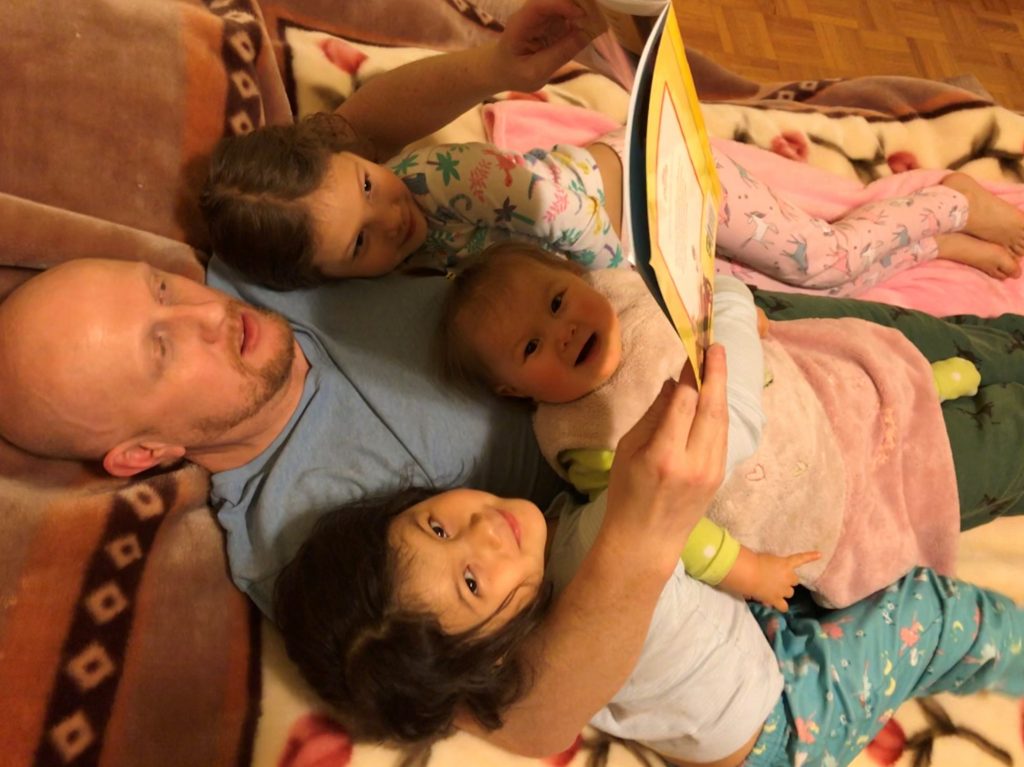 Stedman with his daughters, one of whom also has Muckle-Wells syndrome.