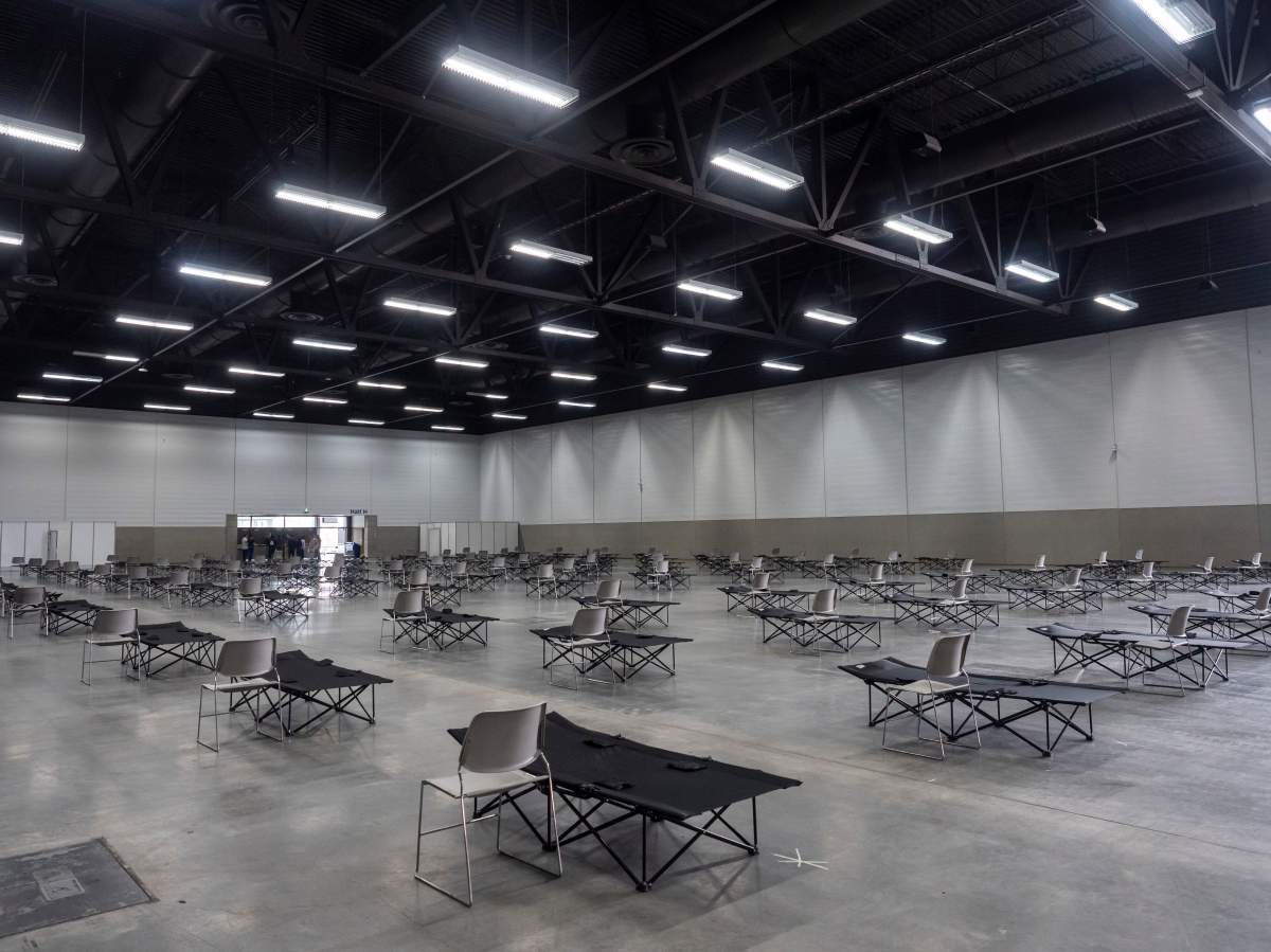 A temporary health centre to support the vulnerable through the COVID-19 pandemic is set to open Monday evening at the Edmonton EXPO Centre. 