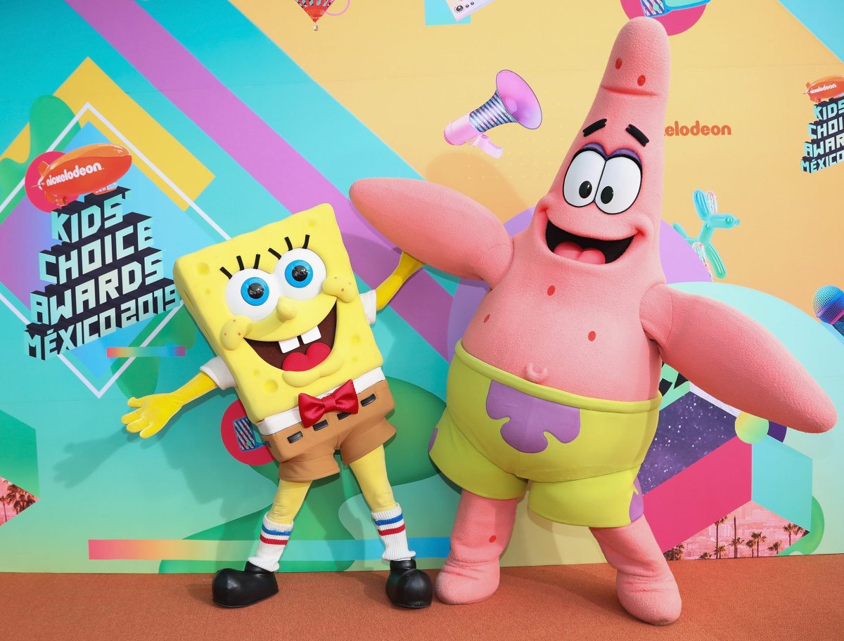 (L-R) SpongeBob SquarePants and Patrick Star arrive at Nickelodeon Kids's Choice Awards Mexico 2019 orange carpet of the Kids Choice Awards Mexico 2019 at Auditorio Nacional on Aug. 17, 2019 in Mexico City, Mexico.