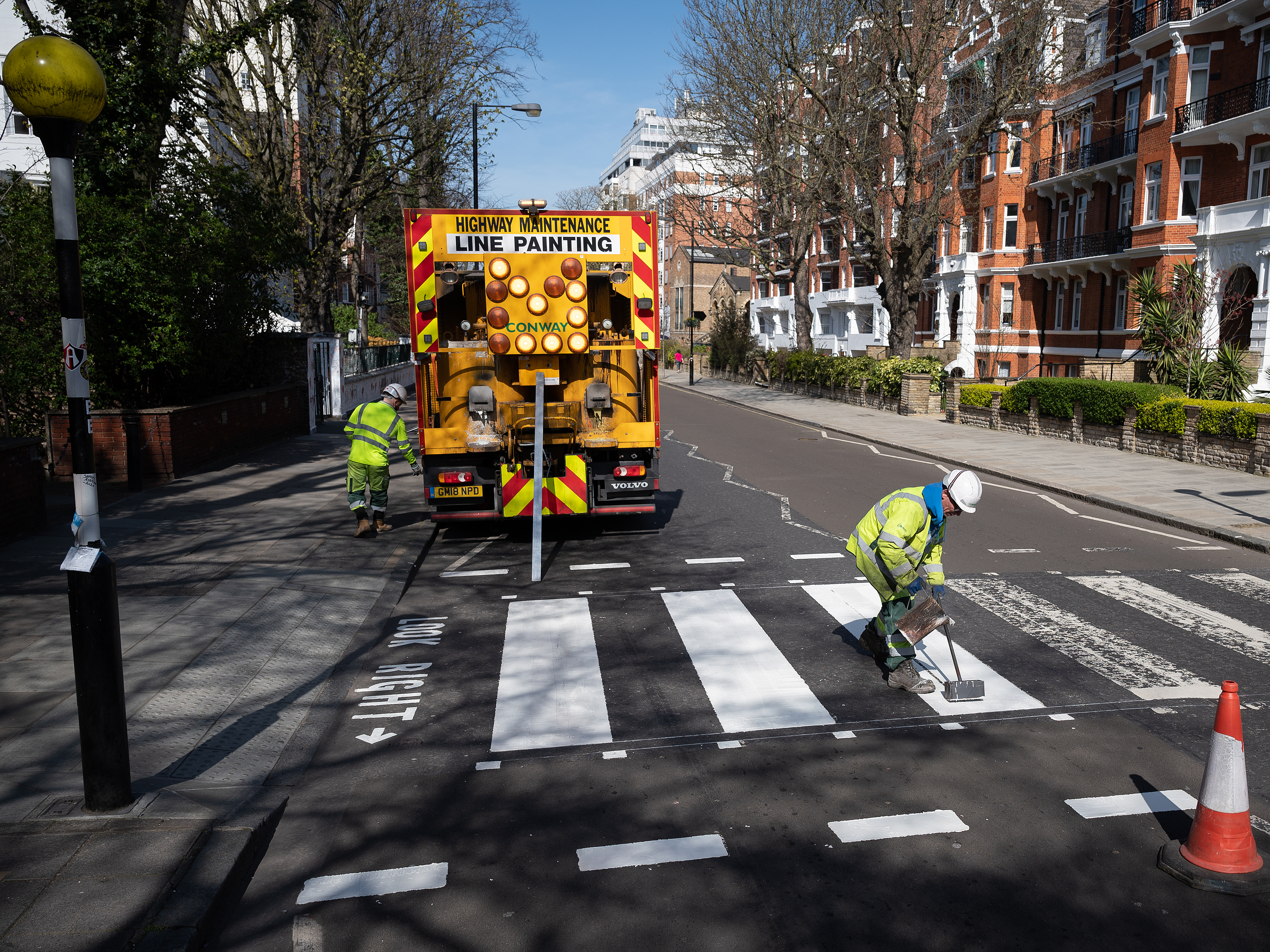 Beatles' Abbey Road crossing could get traffic warden