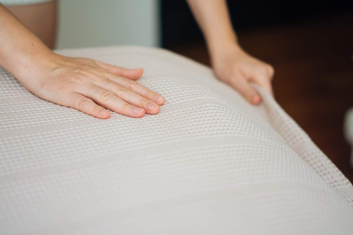 Palliser Furniture is temporarily laying off 72 per cent of its workforce as it closes its Winnipeg facility for two weeks.