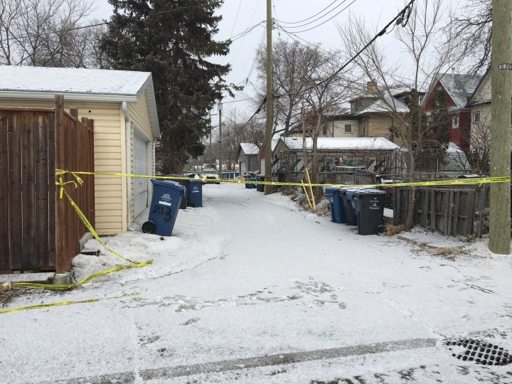 Winnipeg police investigating after man’s body found in trash bin
