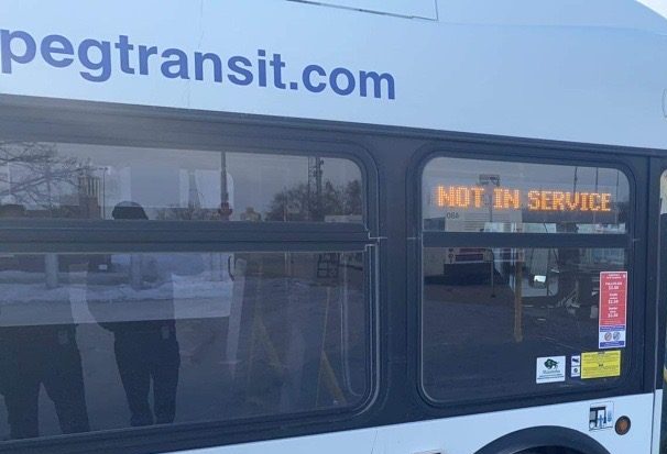 Шофьор на автобус от Уинипег се възстановява след като полицията