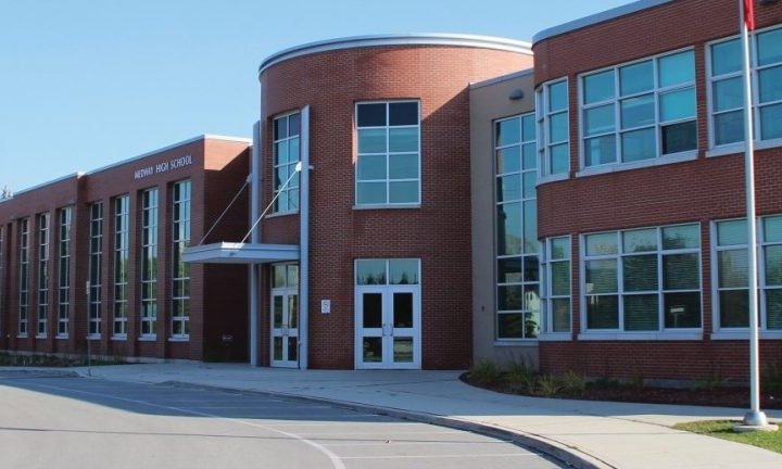 Student faces weapons charges in incident at Medway High School north of London, Ont.