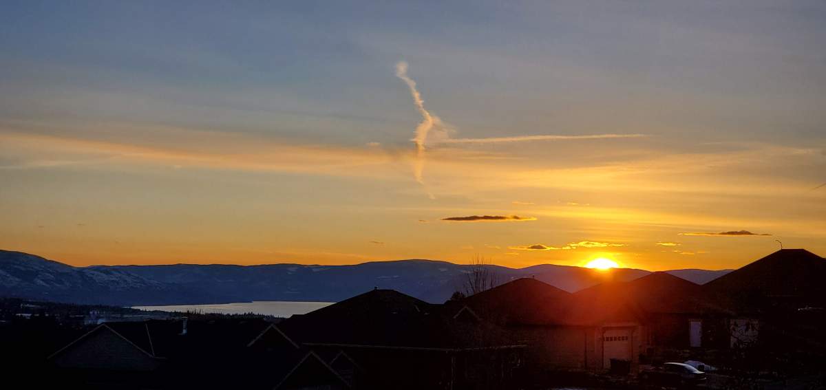 Okanagan sunset – Robert Roggensack