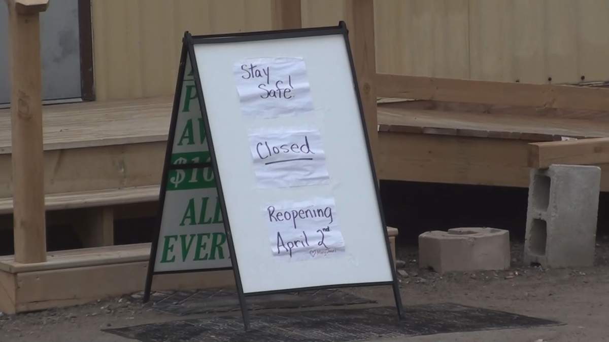 Alderville First Nation's council has ordered cannabis stores to temporarily close until customer and staff safety measures are in place due to the COVID-19 pandemic. 