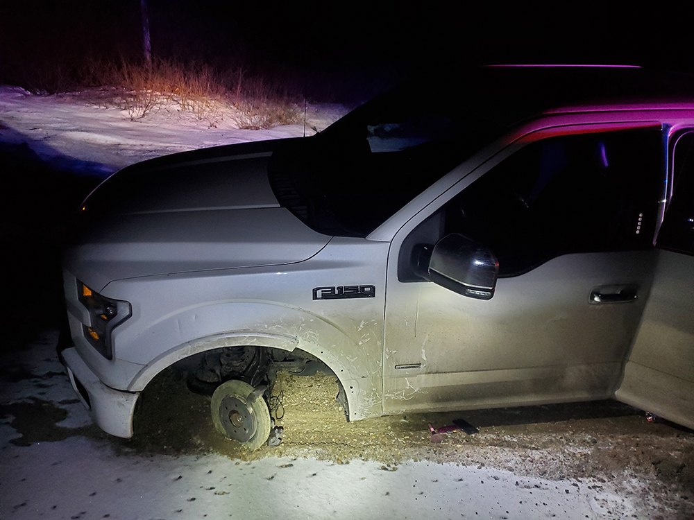 The truck that crossed  the U.S./Canada border illegally.