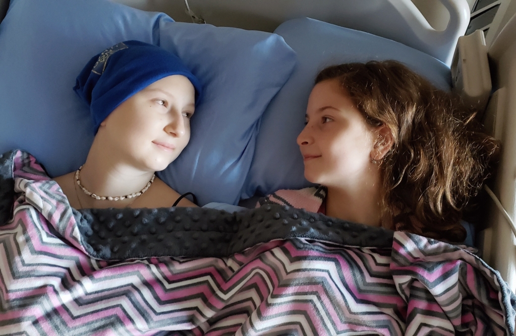 Mikah and sister Kya.