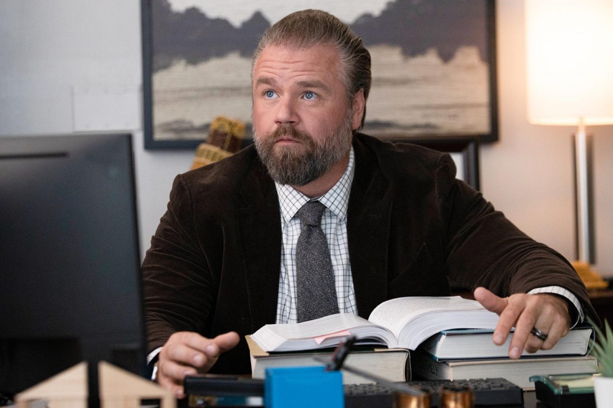 Tyler Labine stars as Dr. Iggy Frome on 'New Amsterdam.'.