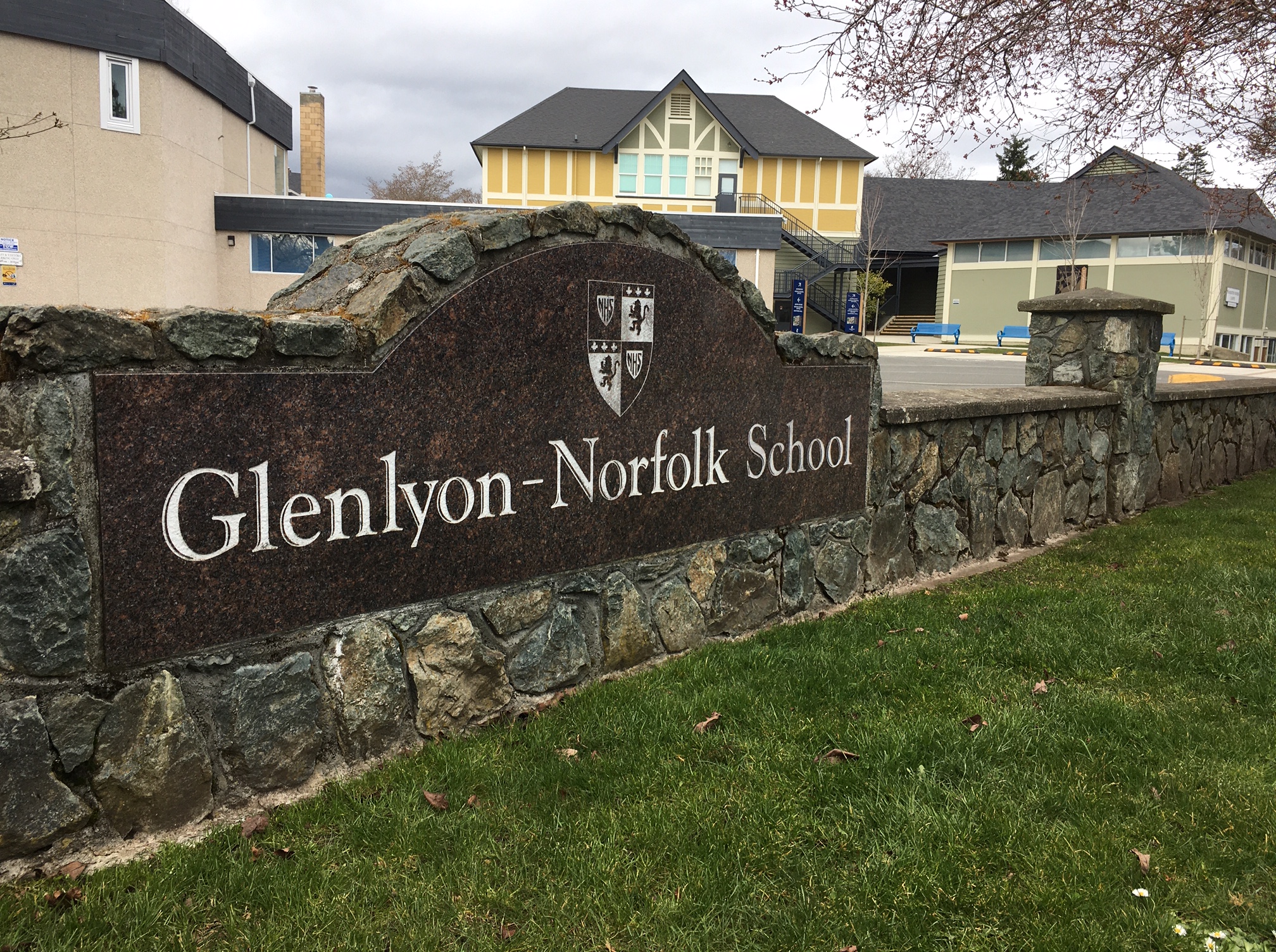 Still no COVID 19 on Vancouver Island as Glenlyon Norfolk School