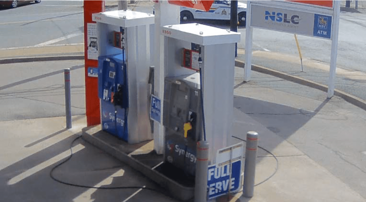 Gunman seen at gas station in Brookfield, N.S.