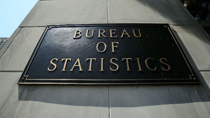 Saskatchewan lost nearly 21,000 jobs in March due to COVID-19, according to recent data from Statistics Canada.