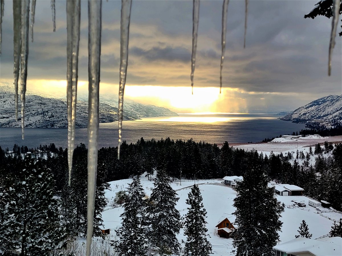 FILE. Icicles over Peachland.