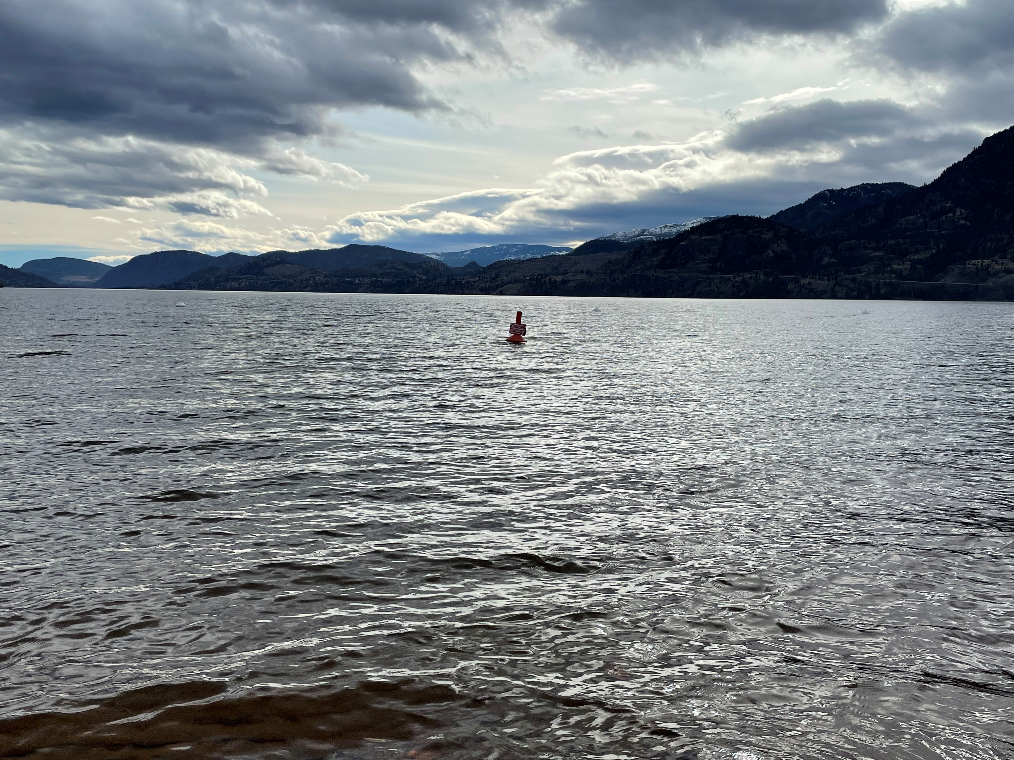 Мъж от Алберта почина при очевидно удавяне на езерото Скаха