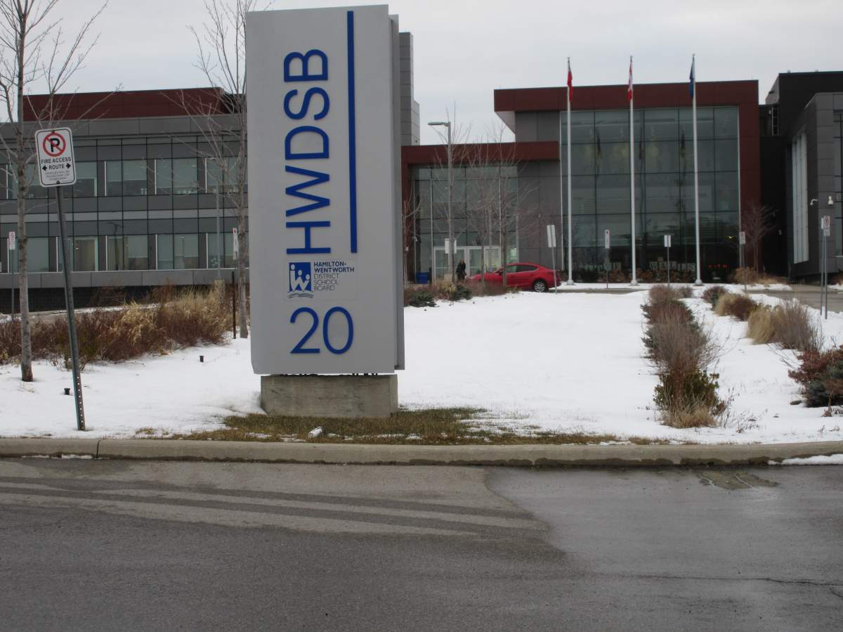 Hamilton public school board preparing for province-wide remote learning in early 2021 - image