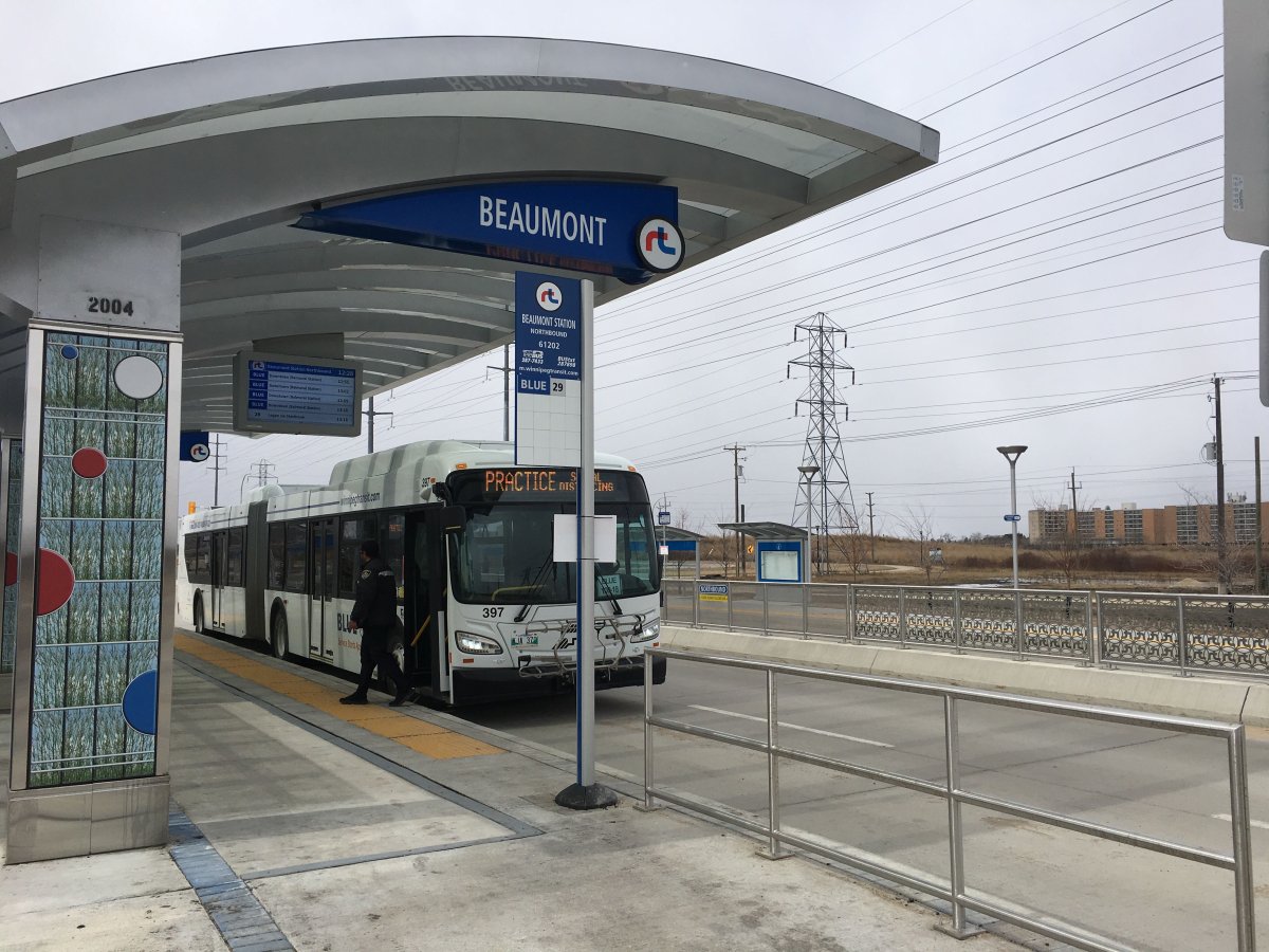 Winnipeg Transit cutting Downtown Spirit and reducing some service in fall schedule - image