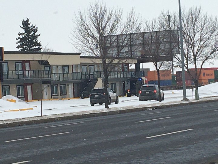 Man arrested, section of Gateway Boulevard closed after report of