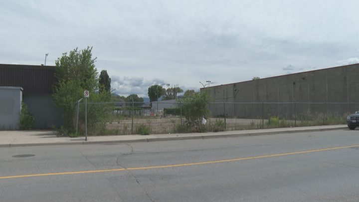 The apartment building will be located at 1055 and 1063 Ellis Street and will have nearly 40 self-contained studio units, according to the province.