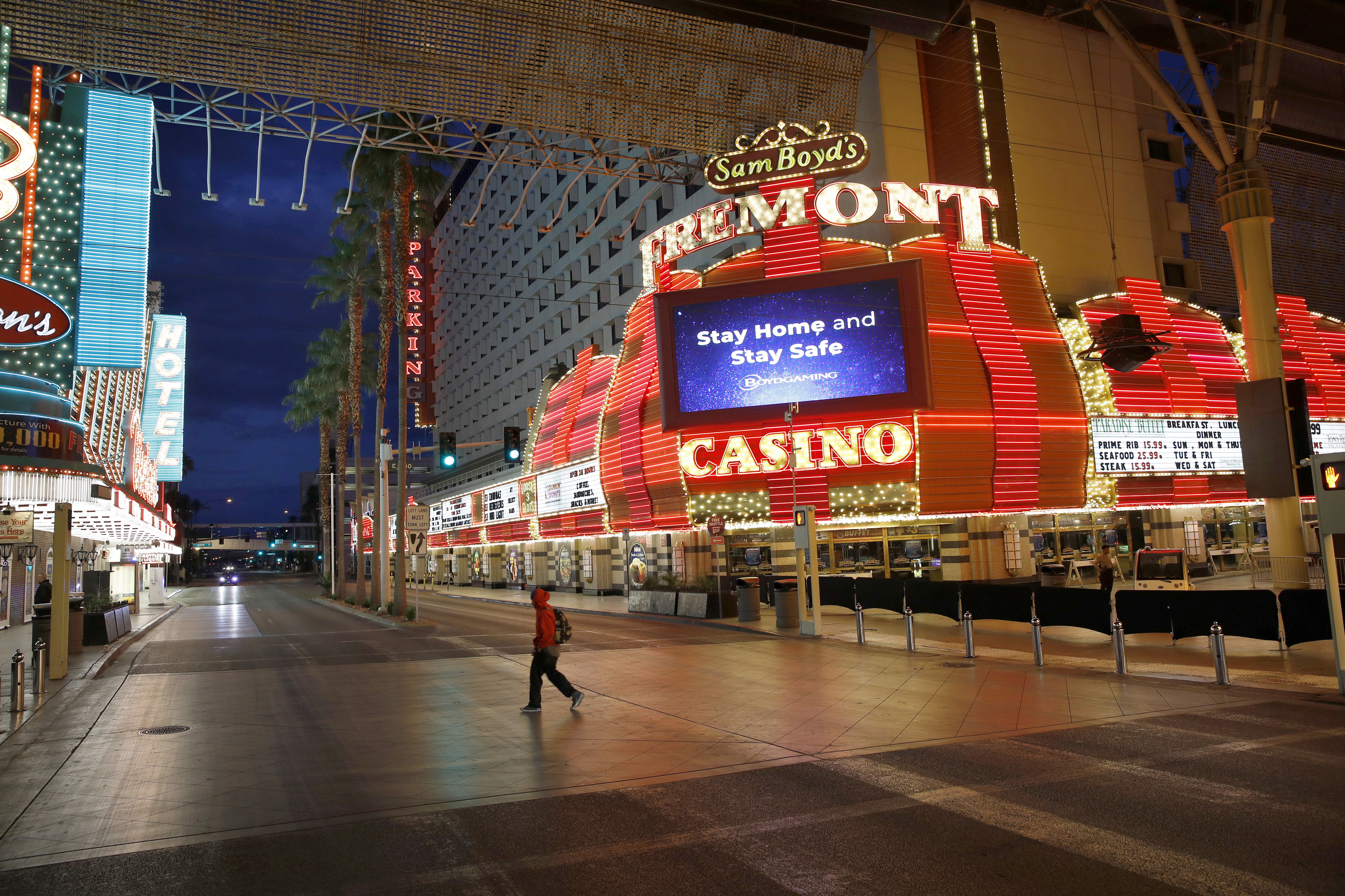 will las vegas shut down casinos again