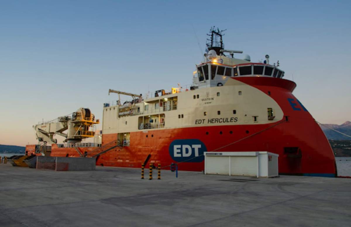 CAF and USN teams have departed Souda Bay, Greece, on board EDT Hercules.