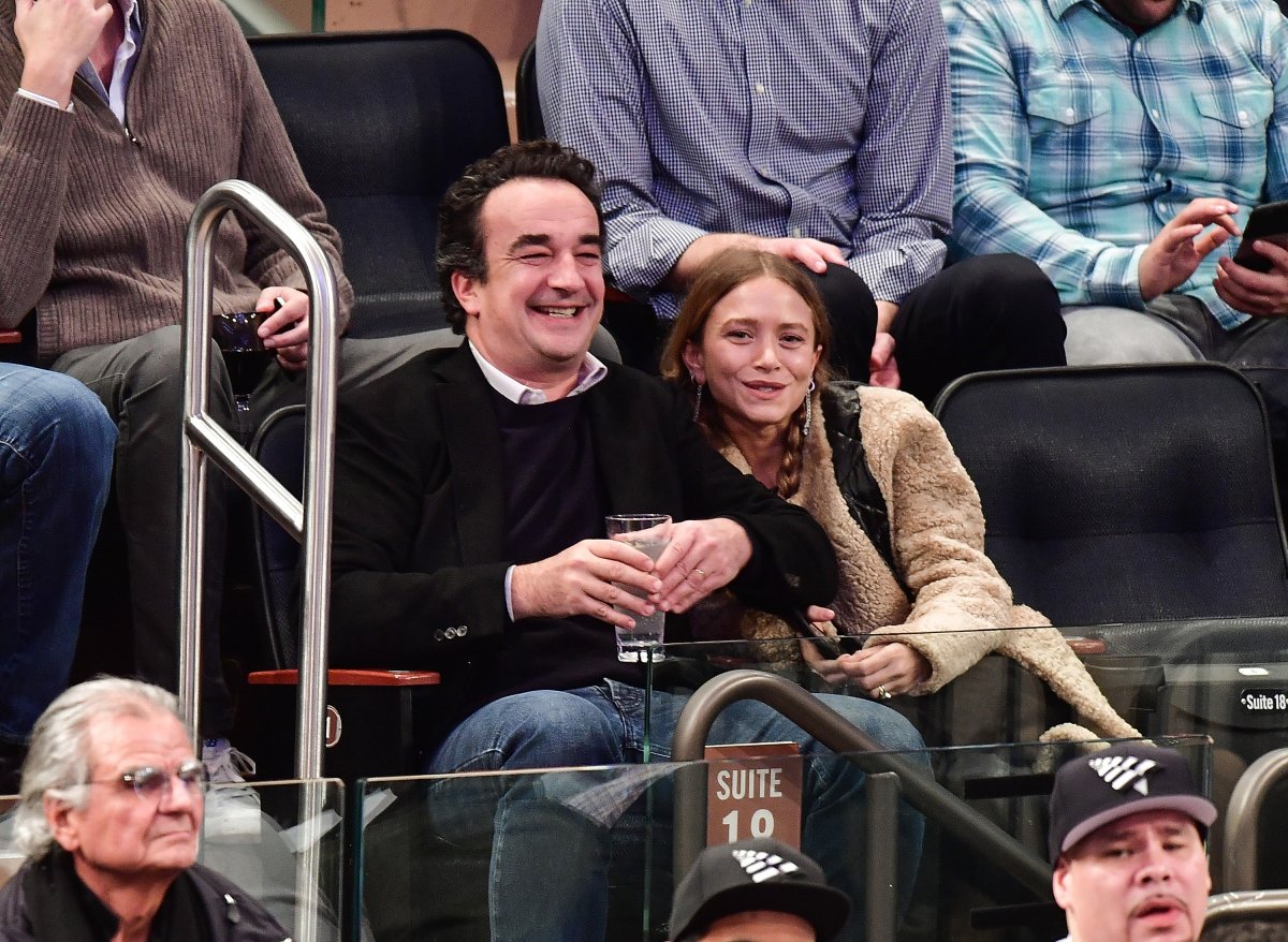 Olivier Sarkozy and Mary-Kate Olsen attend a New York Knicks vs. Brooklyn Nets game at Madison Square Garden on Nov. 9, 2016 in New York City.