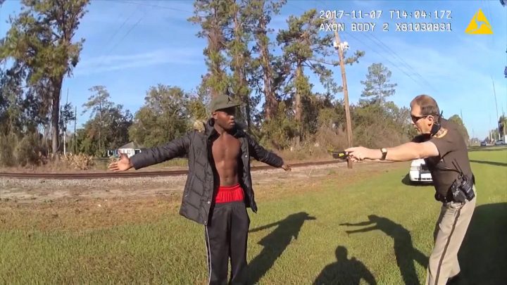 video shows georgia police officer tried to tase ahmaud arbery in 2017 national globalnews ca